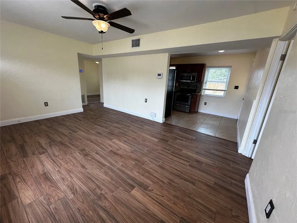 8933 NARCISSUS AVENUE Seminole, FL 33777