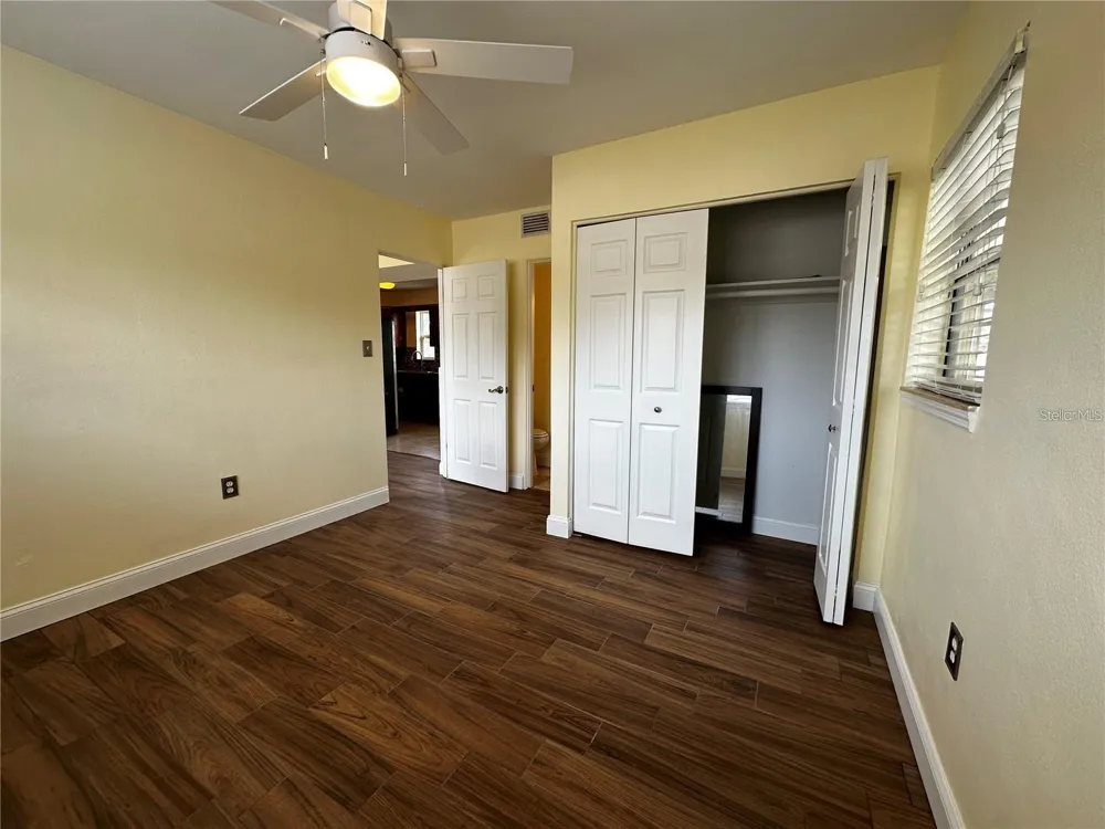 8933 NARCISSUS AVENUE Seminole, FL 33777