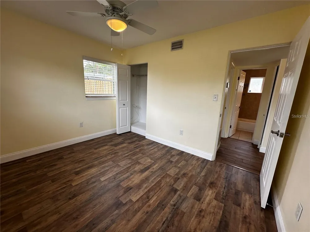 8933 NARCISSUS AVENUE Seminole, FL 33777