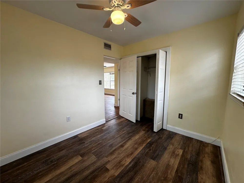 8933 NARCISSUS AVENUE Seminole, FL 33777