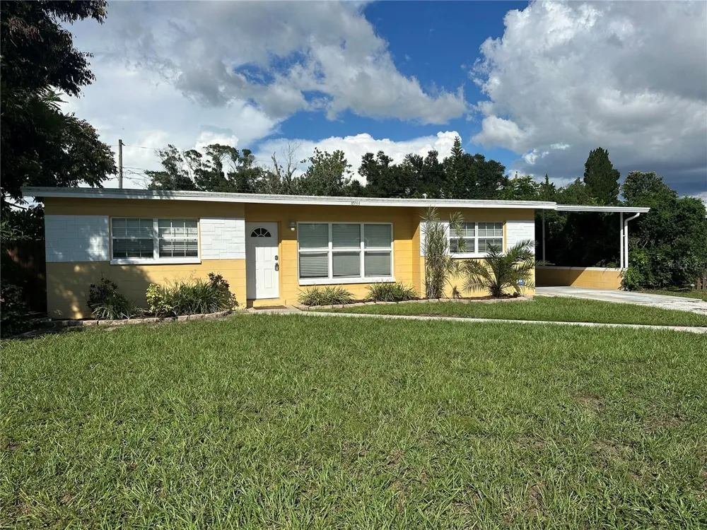 8933 NARCISSUS AVENUE Seminole, FL 33777