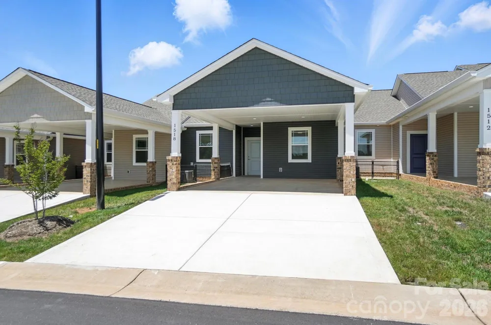 1518 29th Street SE Hickory, NC 28602