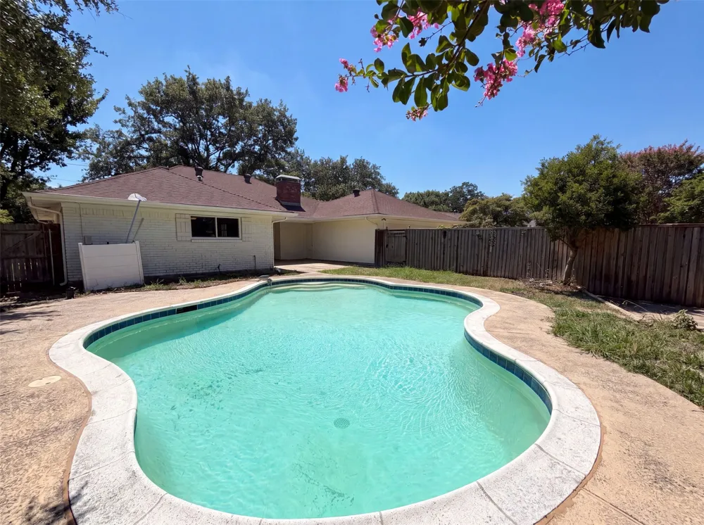 1115 Waterview Drive Richardson, TX 75080