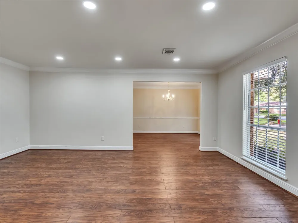 7814 Knob Hill Avenue Pasadena, TX 77505