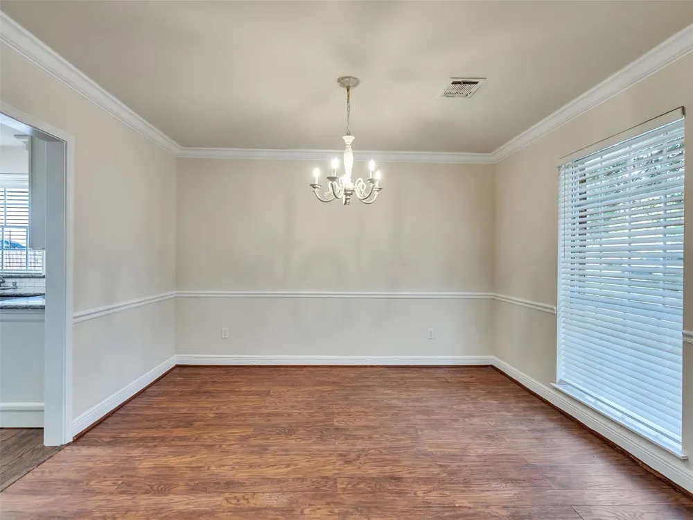 7814 Knob Hill Avenue Pasadena, TX 77505