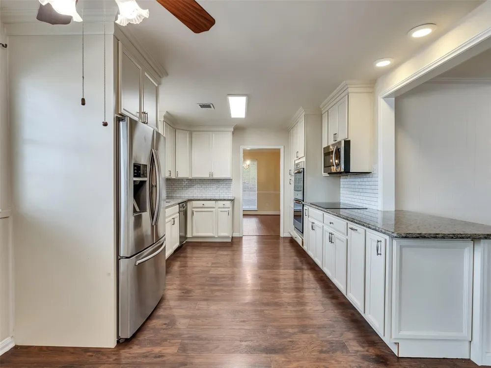 7814 Knob Hill Avenue Pasadena, TX 77505