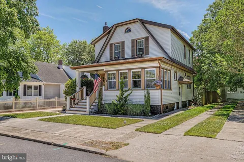 34 E DAWES AVENUE