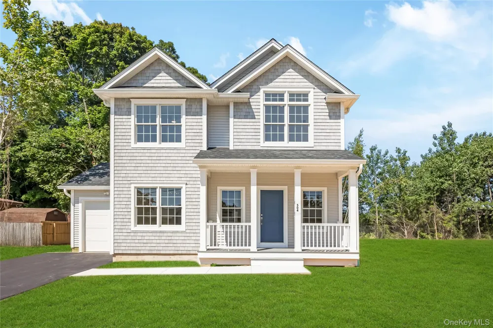 510 Bayport Avenue Bayport, NY 11705