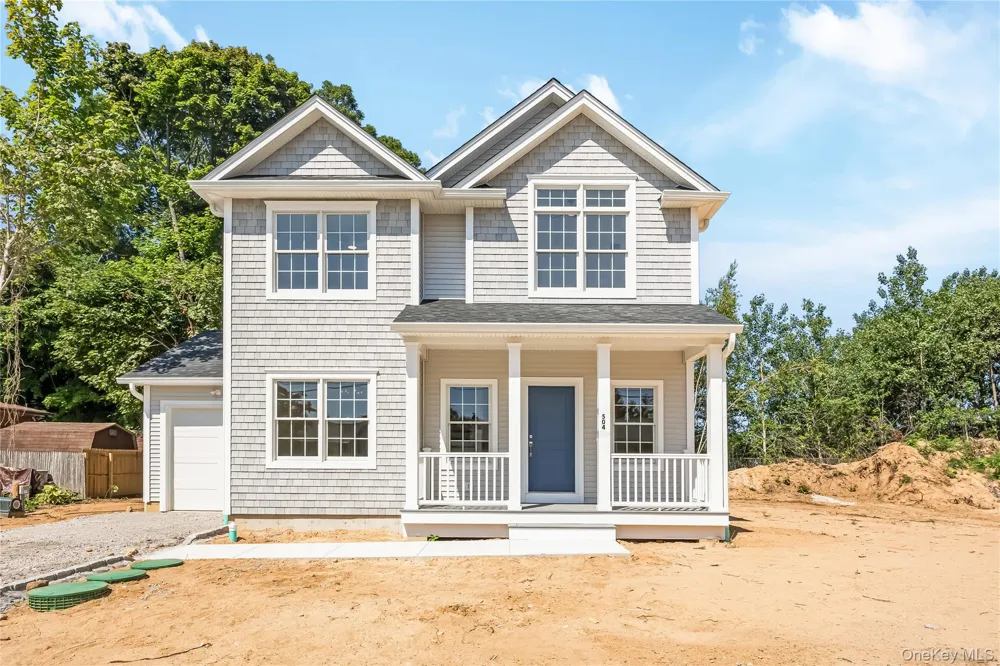 510 Bayport Avenue Bayport, NY 11705