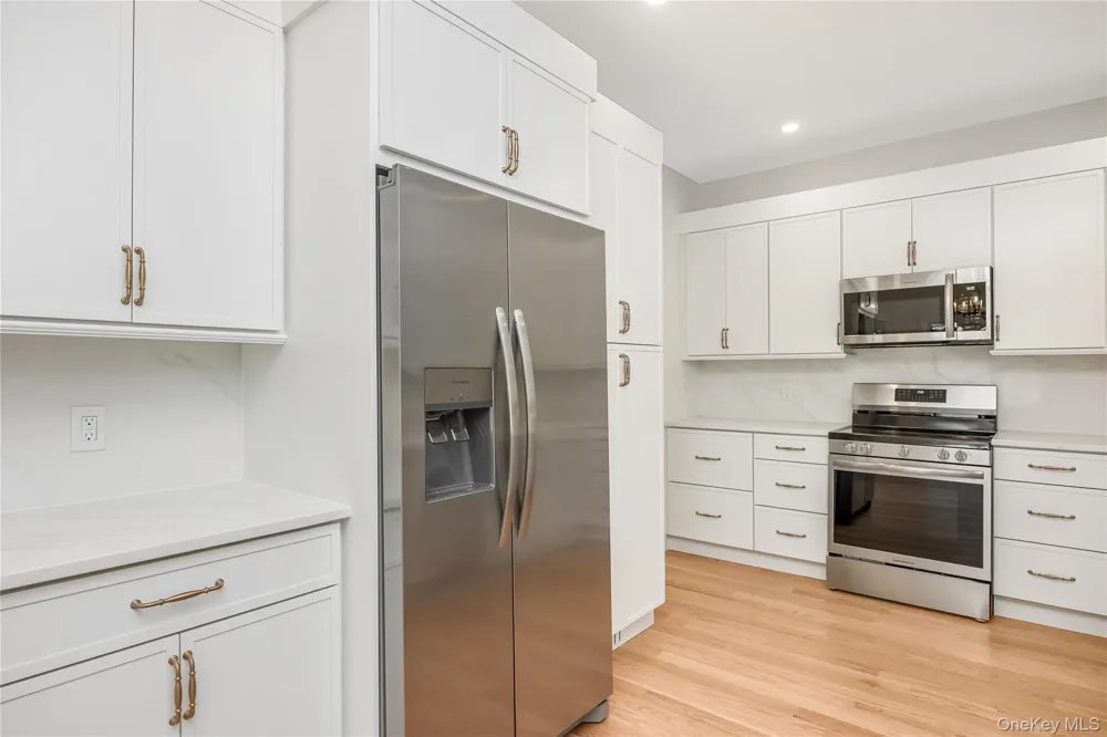 510 Bayport Avenue Bayport, NY 11705