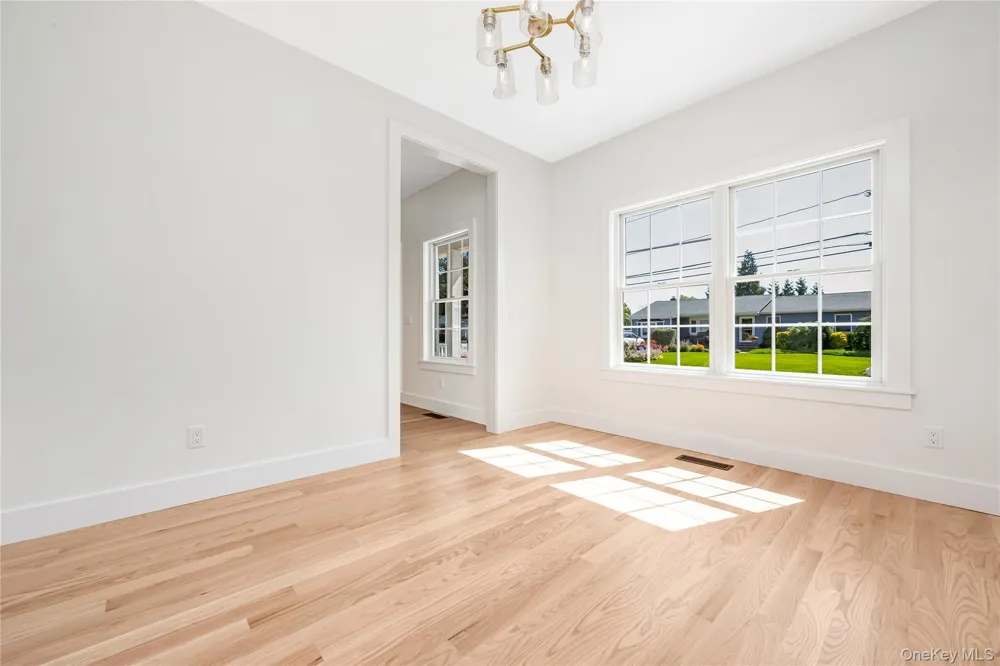 510 Bayport Avenue Bayport, NY 11705