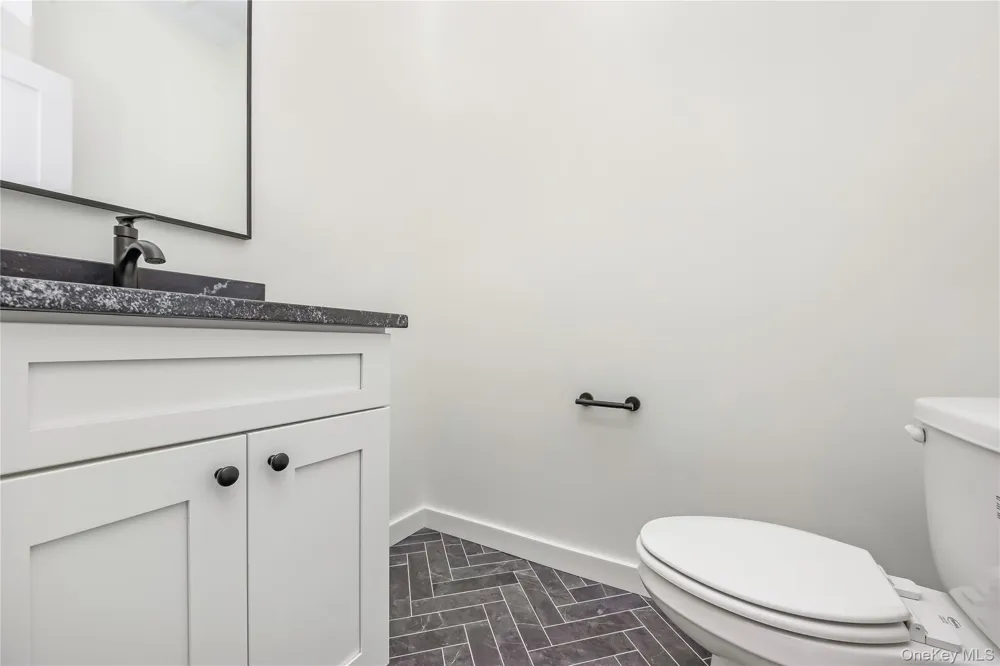 510 Bayport Avenue Bayport, NY 11705