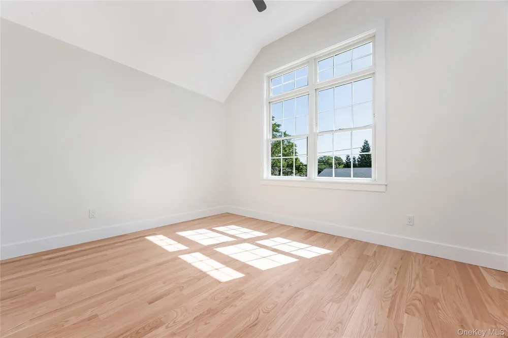 510 Bayport Avenue Bayport, NY 11705