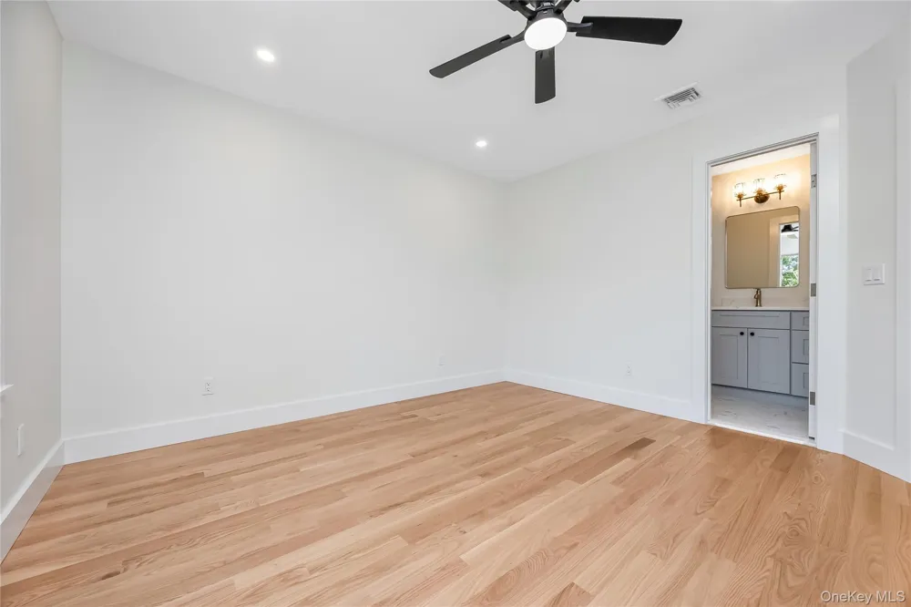 510 Bayport Avenue Bayport, NY 11705