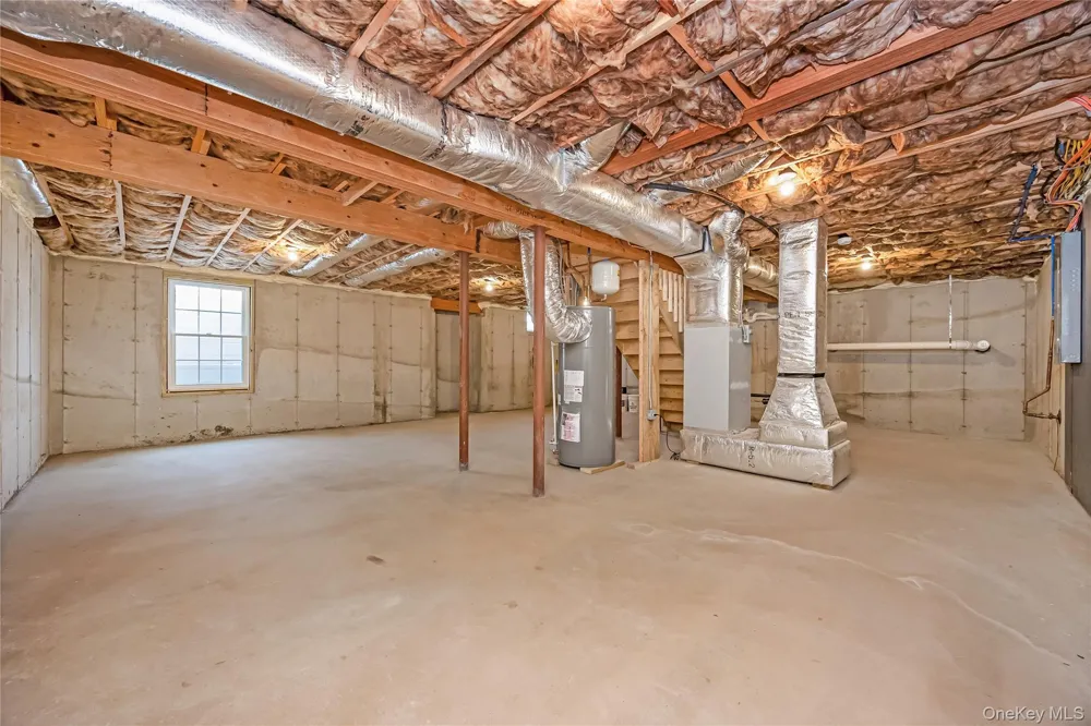510 Bayport Avenue Bayport, NY 11705