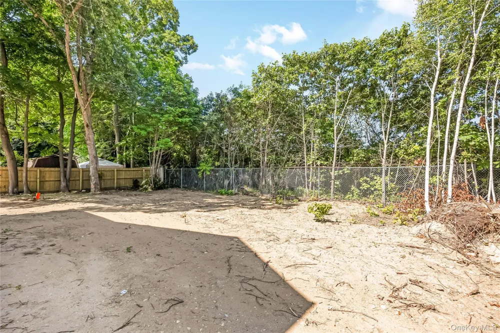 510 Bayport Avenue Bayport, NY 11705