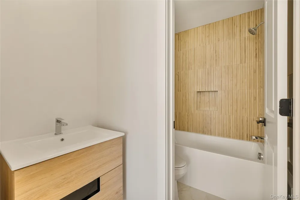 17 Lazer Court #202 Spring Valley, NY 10977