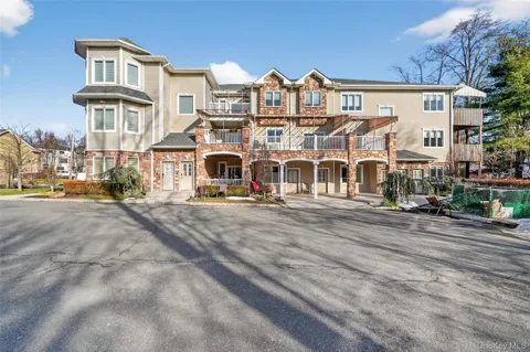 2 Bluefield Drive #103