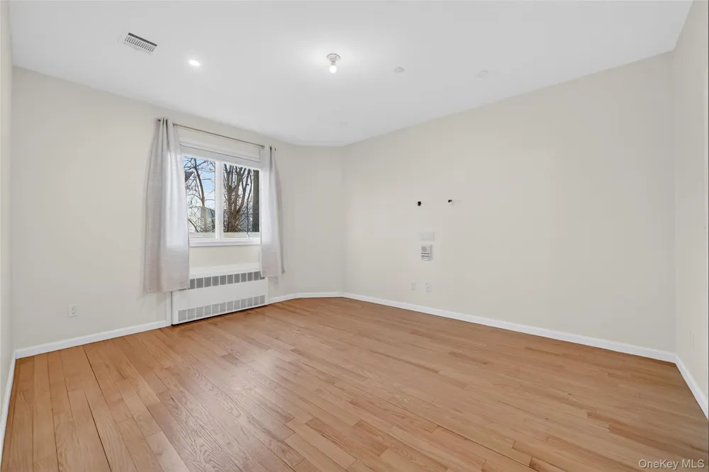 2 Bluefield Drive #103 Spring Valley, NY 10977