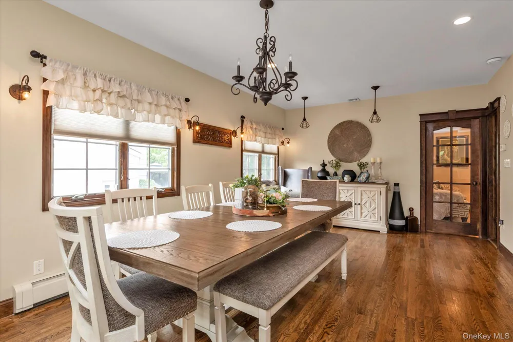 1789 Stuyvesant Avenue Merrick, NY 11566