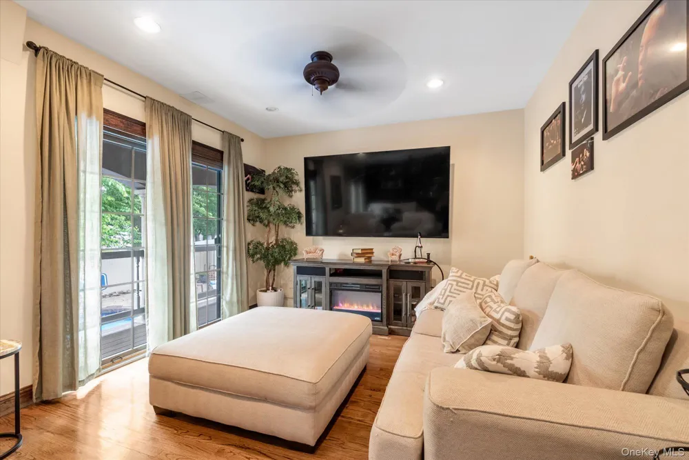 1789 Stuyvesant Avenue Merrick, NY 11566