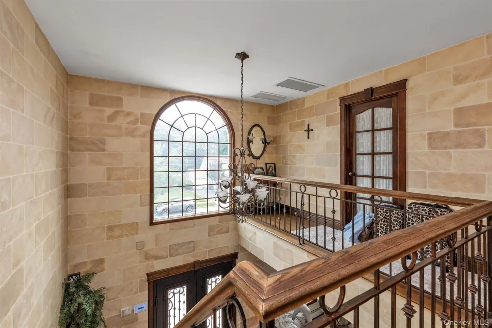 1789 Stuyvesant Avenue Merrick, NY 11566