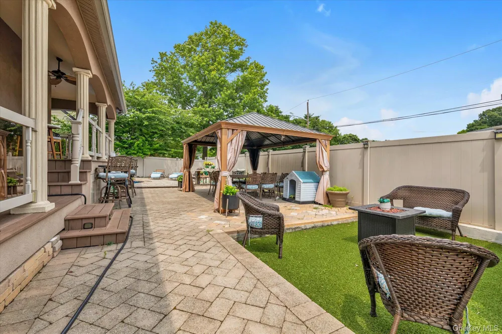 1789 Stuyvesant Avenue Merrick, NY 11566