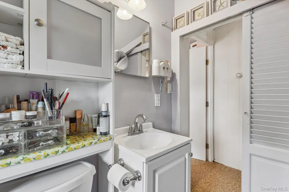 170 Tardy Lane S Wantagh, NY 11793