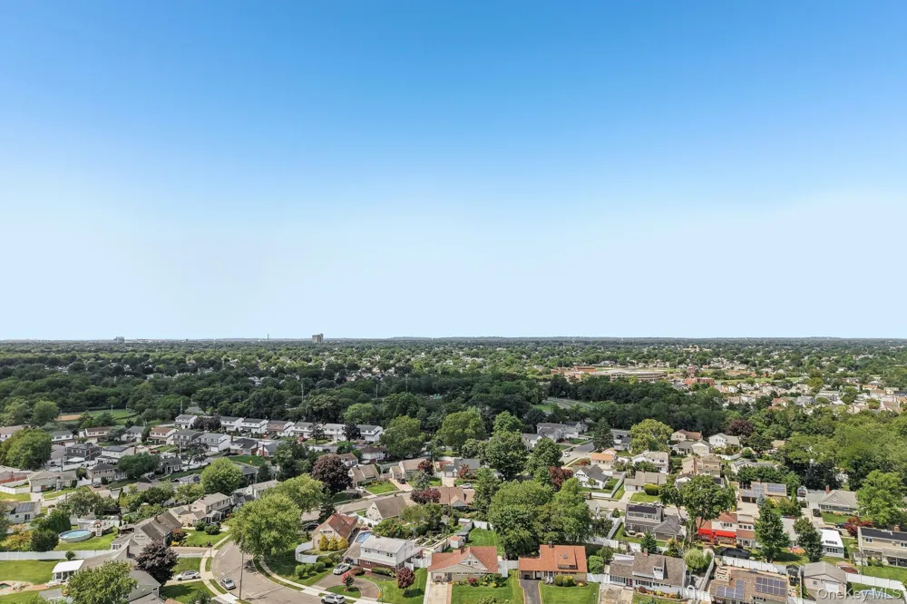 170 Tardy Lane S Wantagh, NY 11793