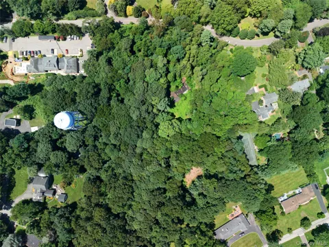 20 Tibbits Lane