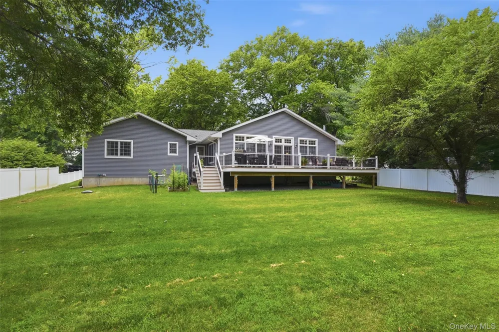 7 Cramer Road Rhinebeck, NY 12572