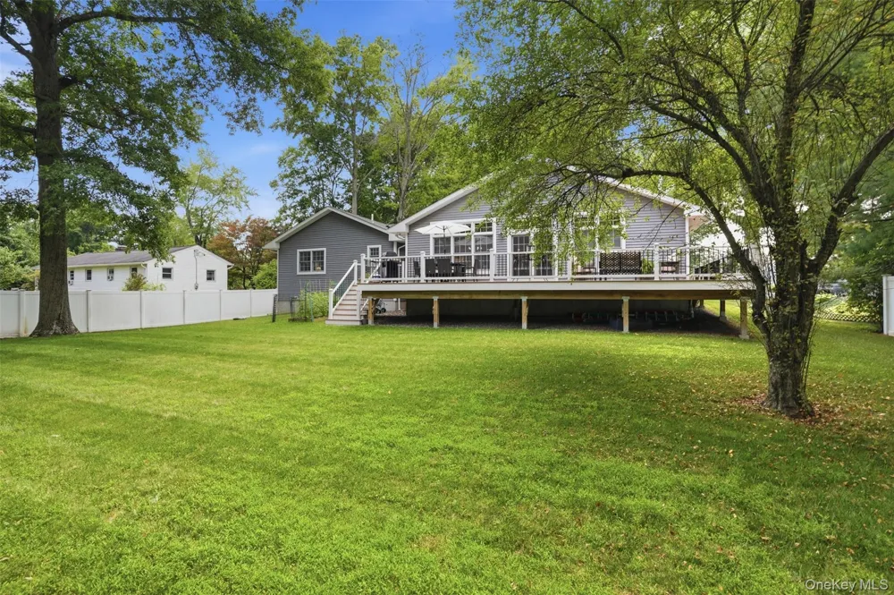7 Cramer Road Rhinebeck, NY 12572