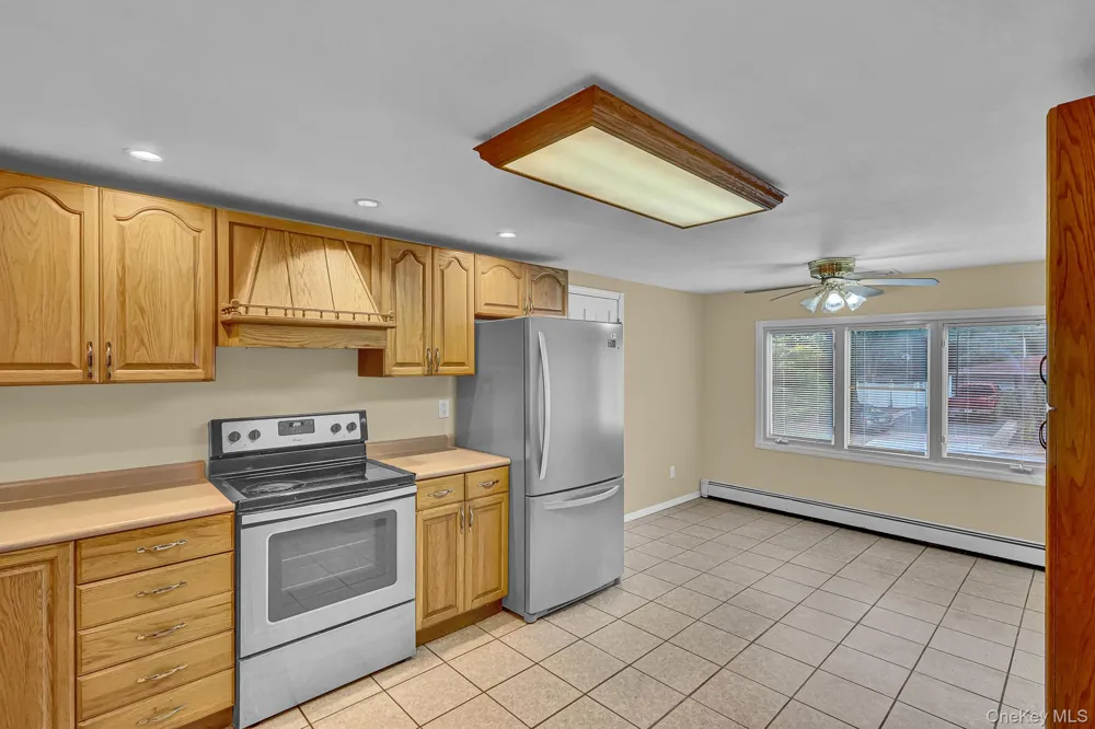 54 College Hills Drive Farmingville, NY 11738