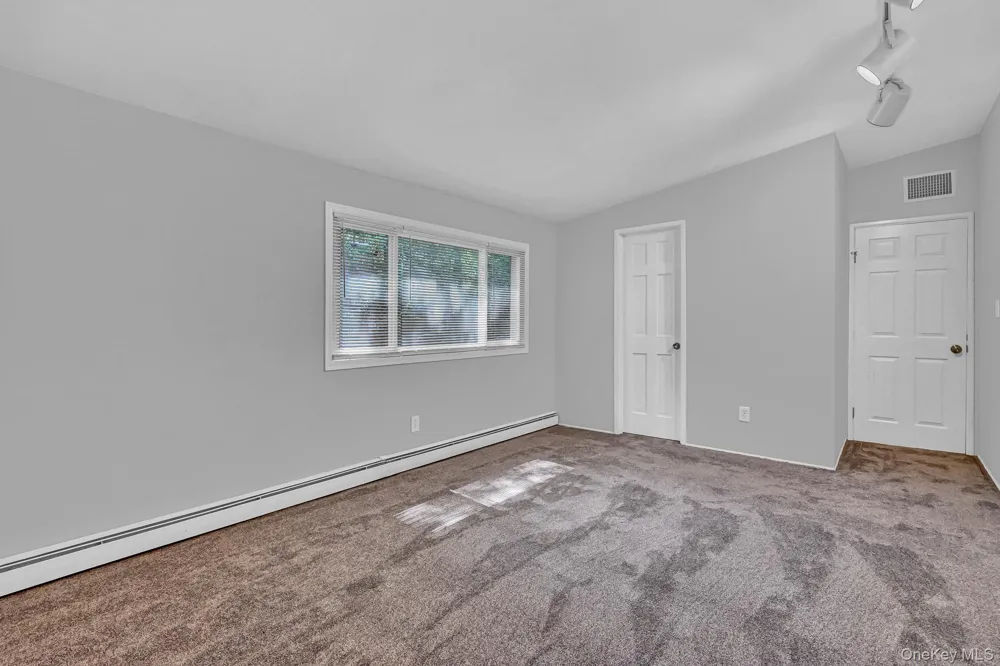 54 College Hills Drive Farmingville, NY 11738