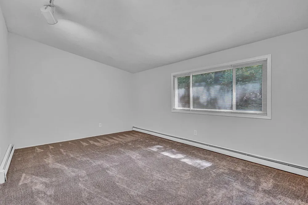54 College Hills Drive Farmingville, NY 11738