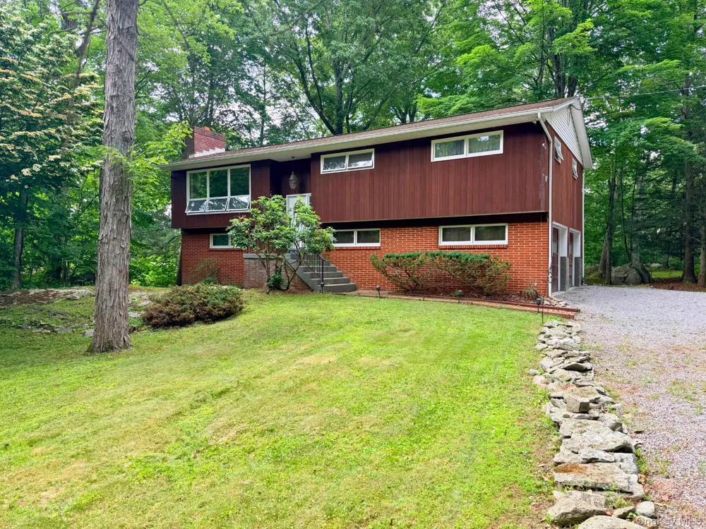 94 Whangtown Road Carmel, NY 10512