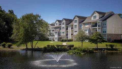 1 Charles Pond Drive #4-425