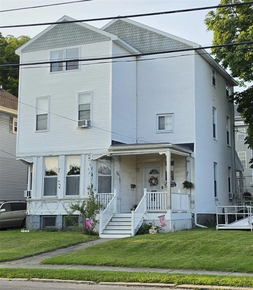 83 Green Street Hudson, NY 12534