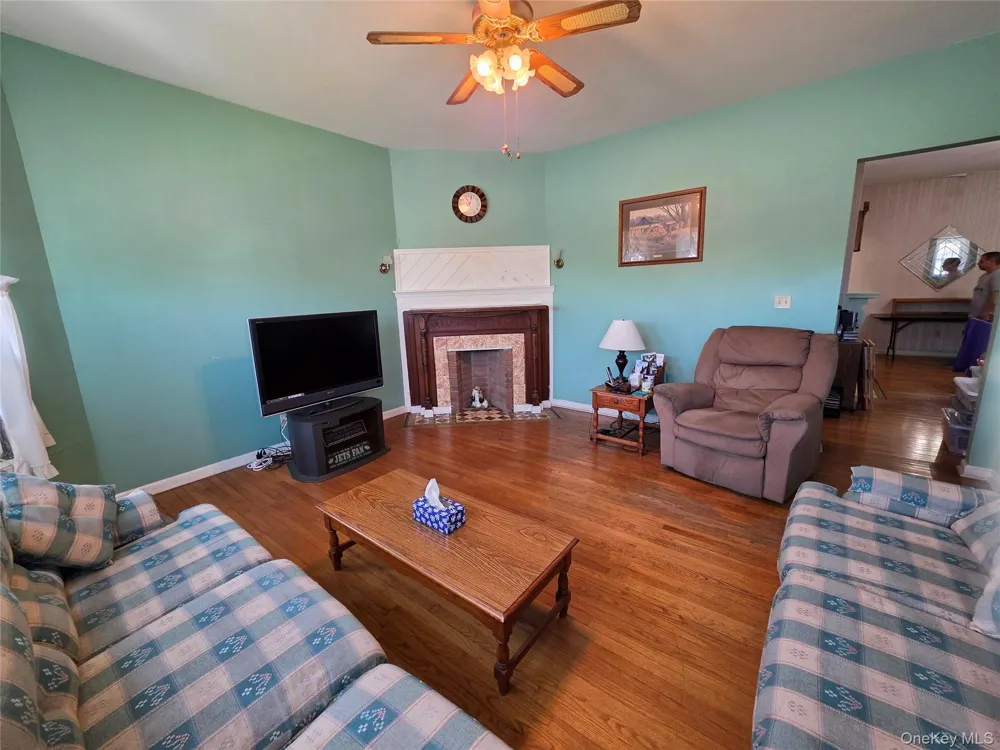 83 Green Street Hudson, NY 12534