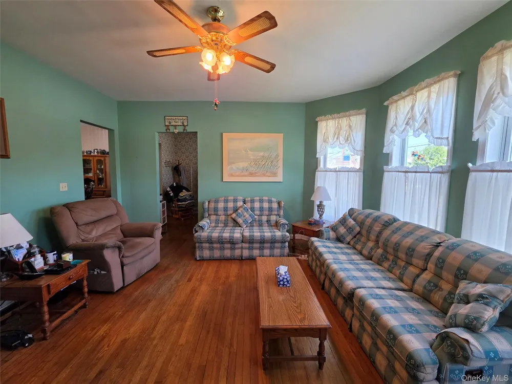 83 Green Street Hudson, NY 12534