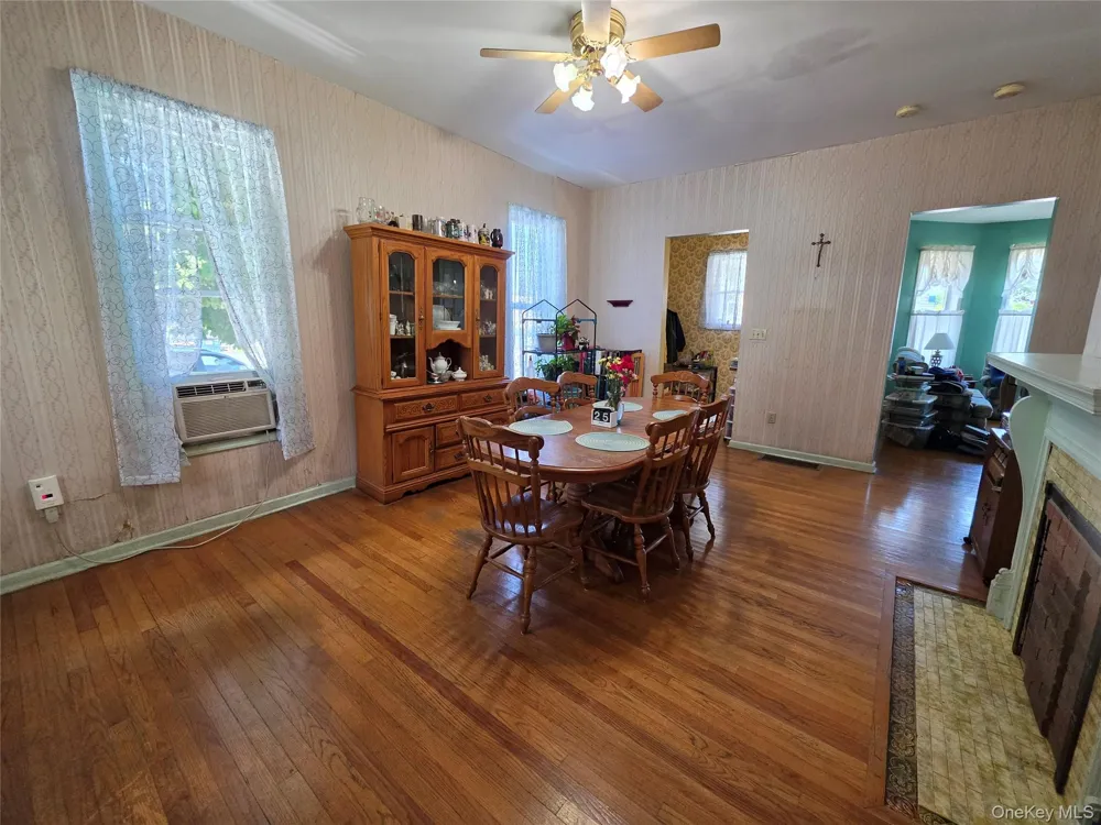 83 Green Street Hudson, NY 12534