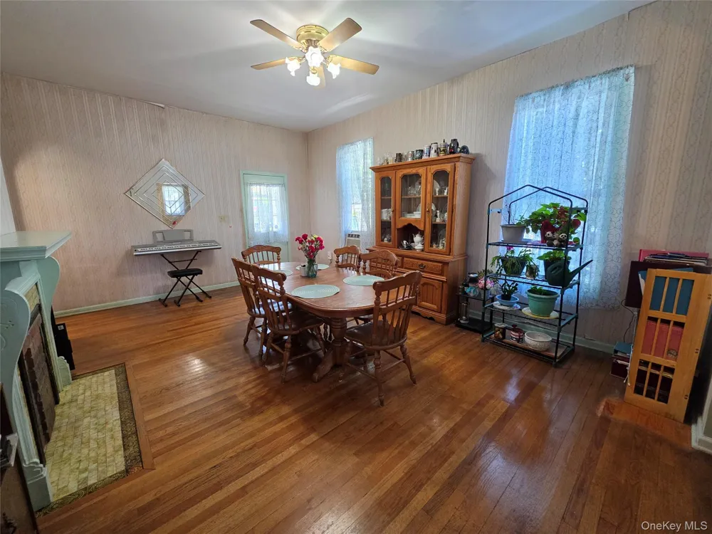 83 Green Street Hudson, NY 12534