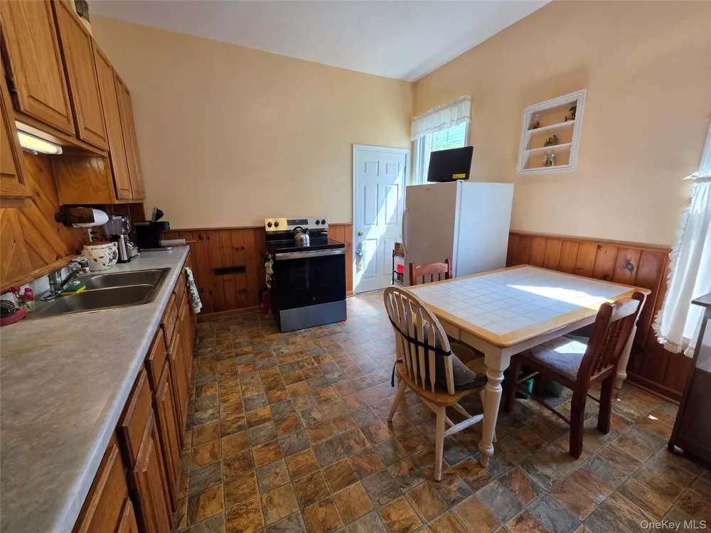 83 Green Street Hudson, NY 12534