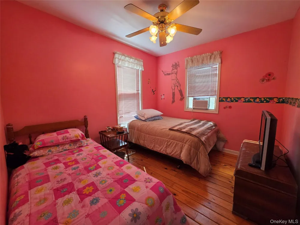 83 Green Street Hudson, NY 12534