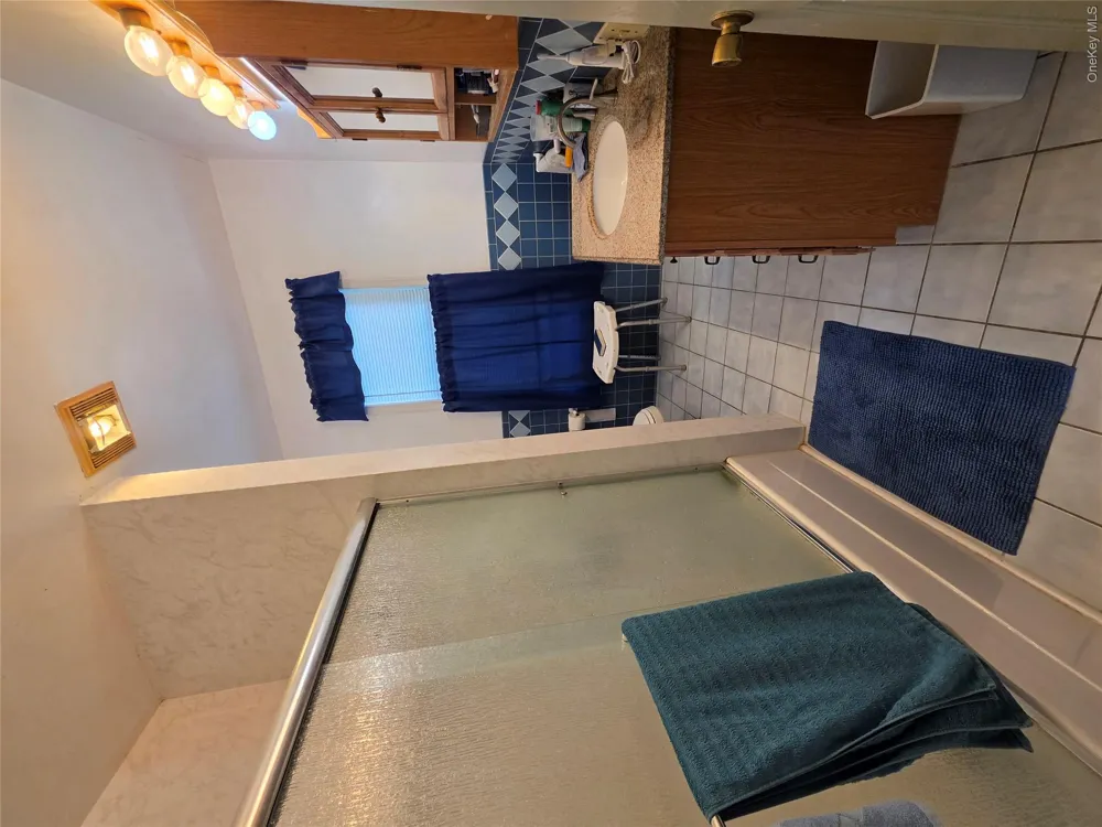 83 Green Street Hudson, NY 12534