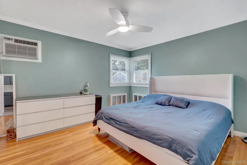 1602 Noble Street East Meadow, NY 11554