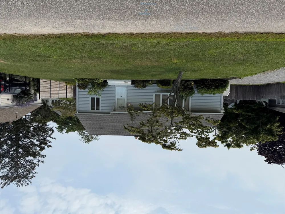 30 Bayview Avenue Bayport, NY 11705