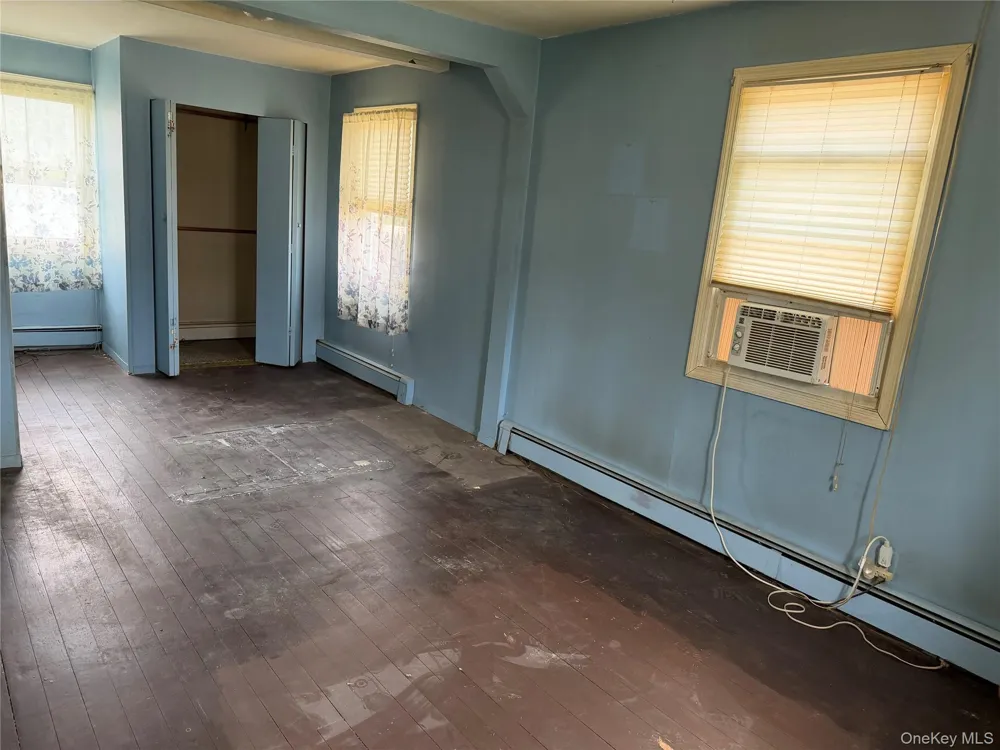 30 Bayview Avenue Bayport, NY 11705