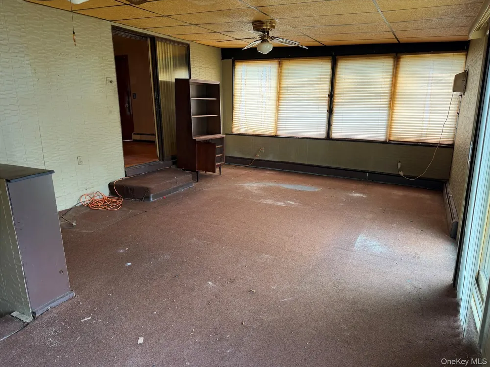 30 Bayview Avenue Bayport, NY 11705