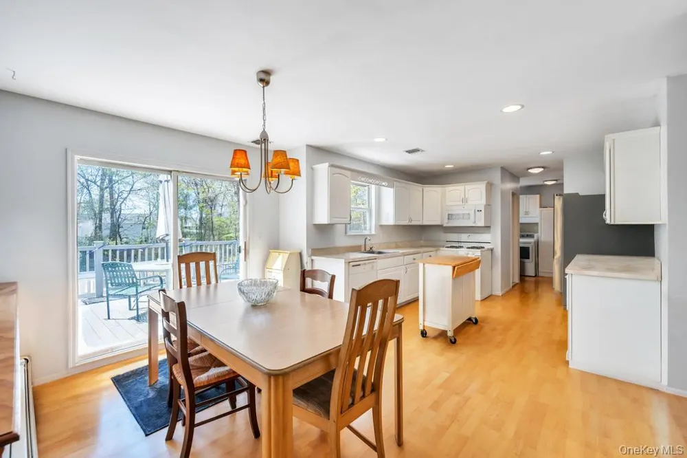 32 Prince Road Rocky Point, NY 11778